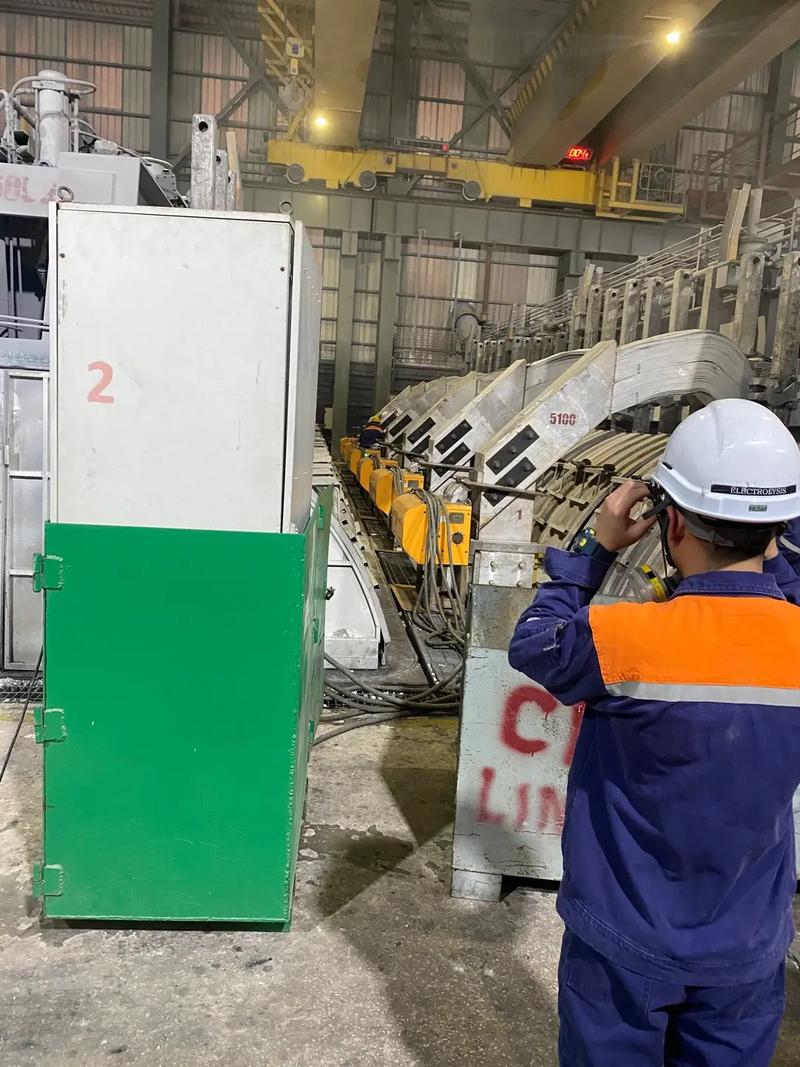 大電流開(kāi)關(guān)的安裝與調(diào)試 機(jī)械設(shè)備安裝的關(guān)鍵環(huán)節(jié)